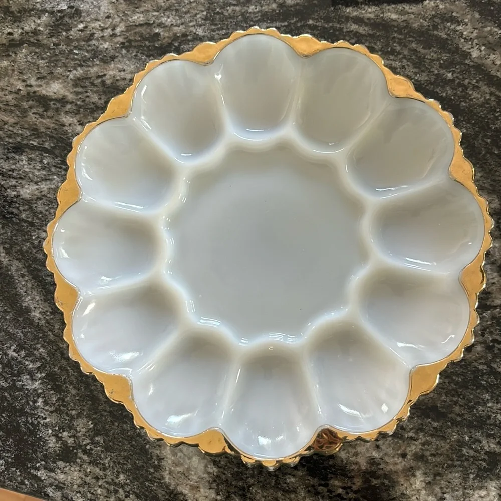 Platter - Picture 1 of 2